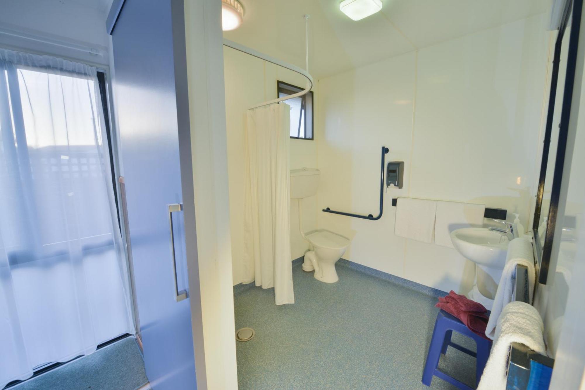 Wilderness Motel Accommodation ฮาสต์ ภายนอก รูปภาพ